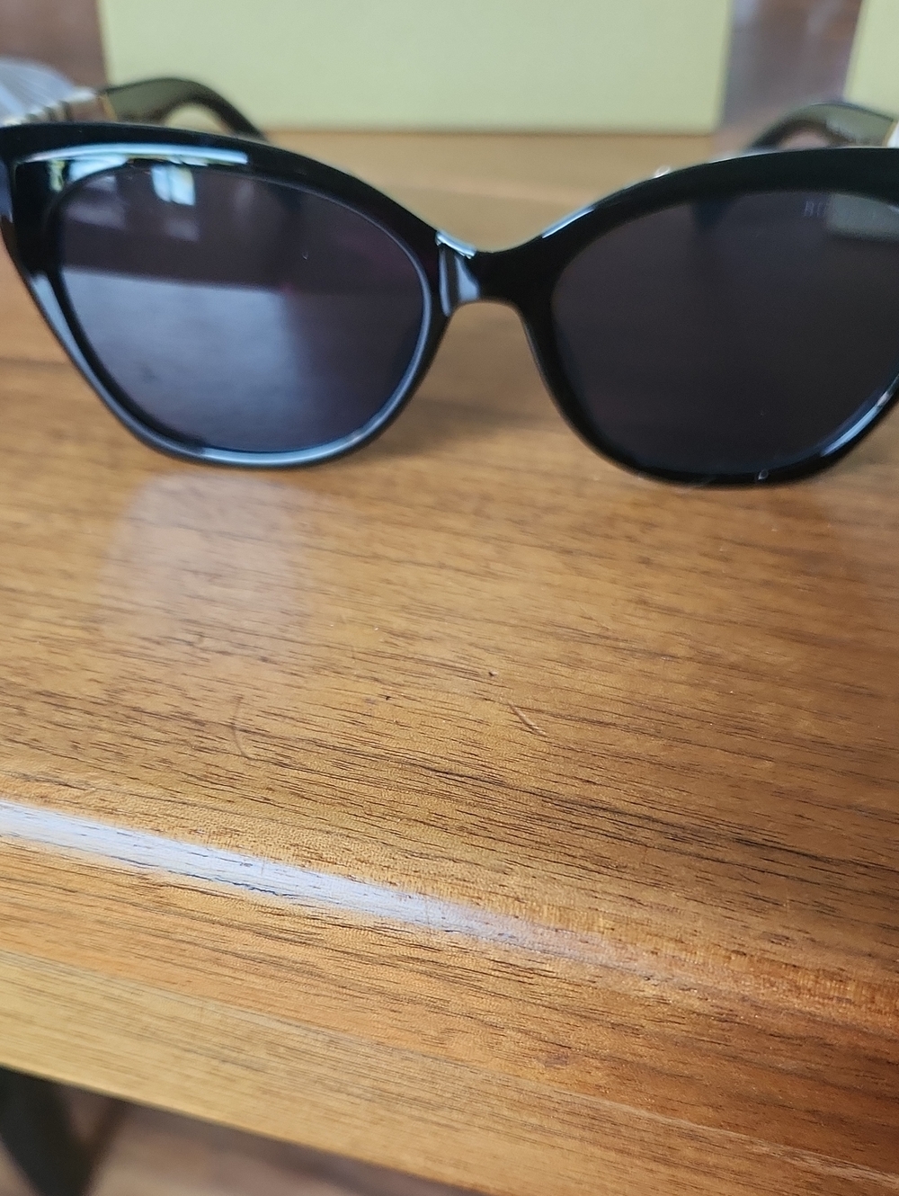 Fashion Magazine Black Cat-Eye Sunglasses